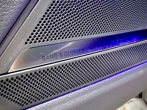 Used 2025 Audi RS 6 performance image 18