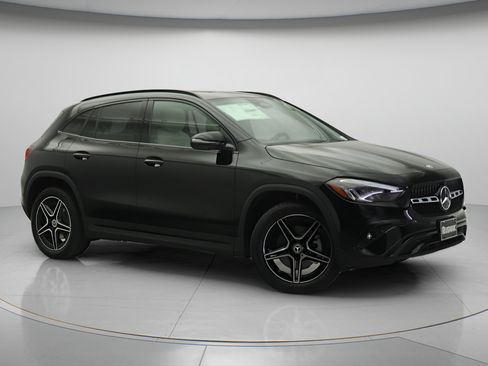 New 2026 Mercedes-Benz GLA 250 image 13