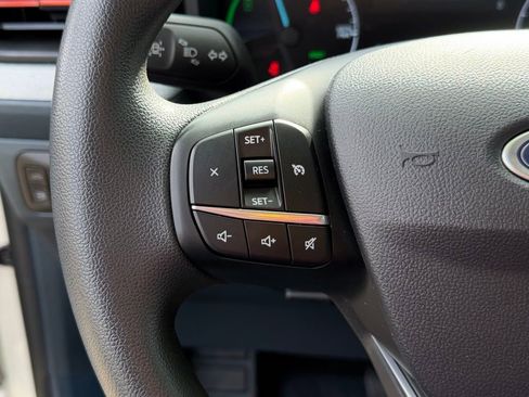 Certified 2024 Ford Maverick XLT image 22