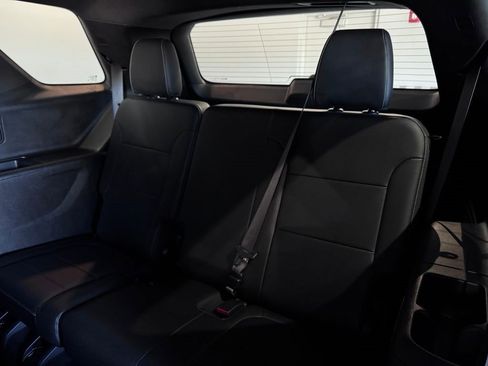 Certified 2023 Chevrolet Traverse LT image 10