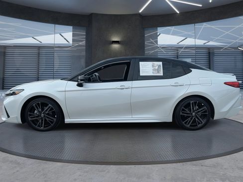 Used 2025 Toyota Camry XSE image 3