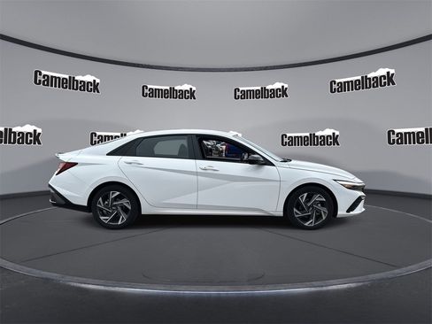 New 2025 Hyundai Elantra Sport image 8