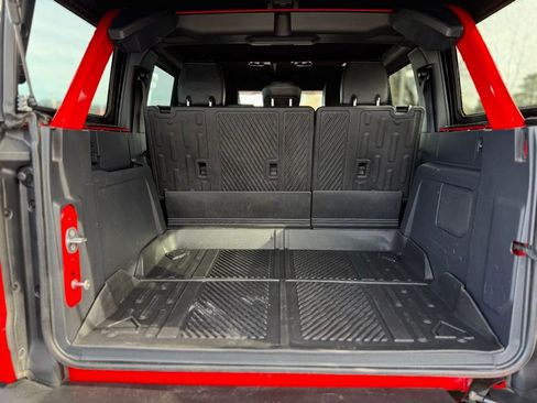 Used 2021 Ford Bronco Wildtrak image 11