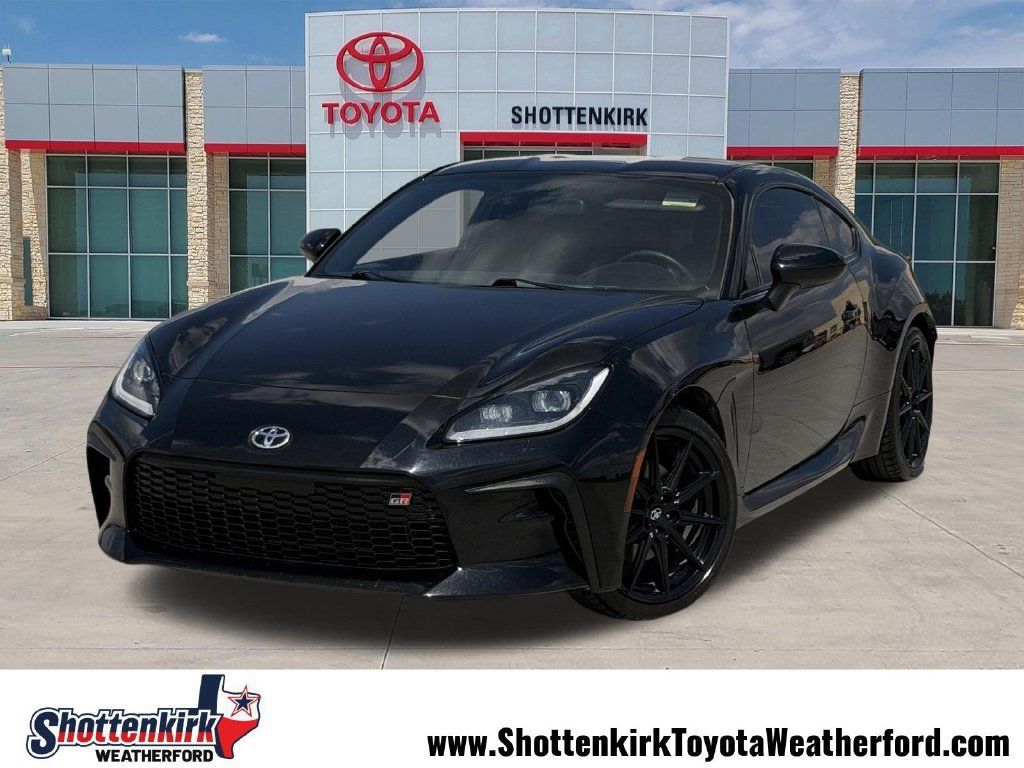 Used 2024 Toyota GR86 Premium RWD image 1