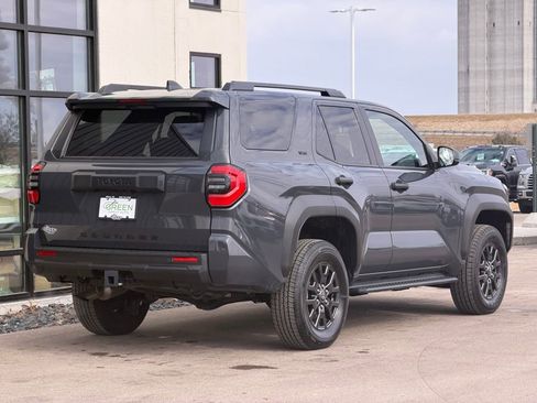 Used 2025 Toyota 4Runner SR5 image 5