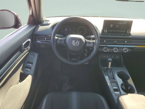 Used 2023 Honda Civic Sport image 15