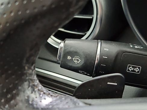 Used 2017 Mercedes-Benz C 300 Sedan image 27