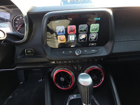 Used 2016 Chevrolet Camaro LT w/ RS Package image 10