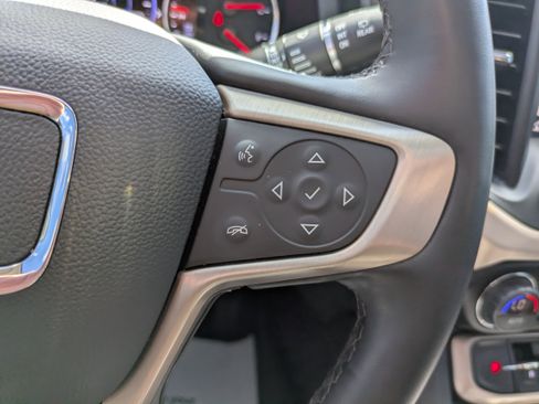 Used 2023 GMC Acadia Denali w/ Black Diamond Edition image 21