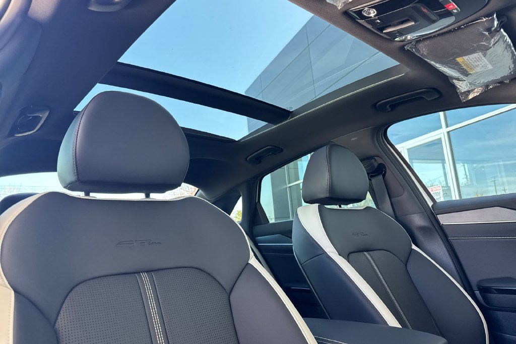 New 2027 Kia K5 GT-Line AWD/4WD image 17