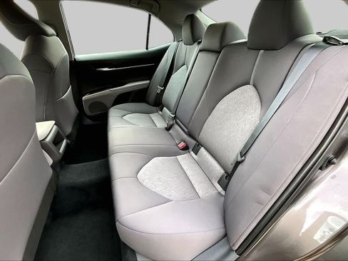 Used 2024 Toyota Camry LE FWD image 20