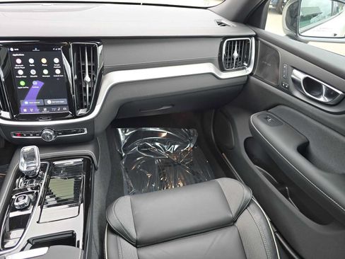 Certified 2023 Volvo S60 T8 Ultimate w/ Climate Package AWD/4WD image 19