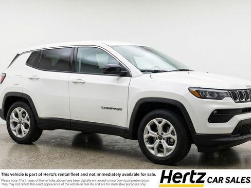 Used 2025 Jeep Compass Latitude AWD/4WD image 1