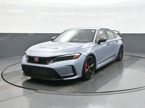 Used 2025 Honda Civic Type R image 3