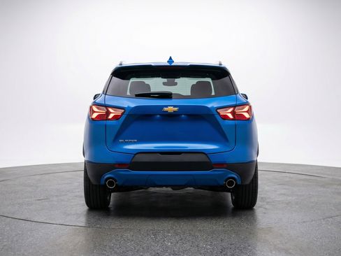 Used 2025 Chevrolet Blazer LT image 7