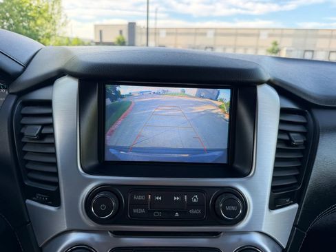 Used 2019 GMC Yukon XL SLT w/ HD Trailering Package image 14