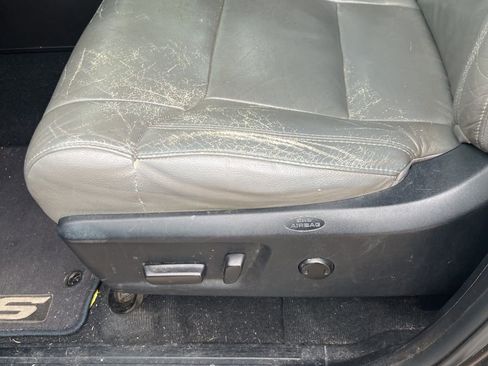 Used 2015 Toyota Tundra SR5 w/ SR5 Upgrade Package image 9