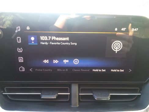 Used 2024 Chevrolet Trax LT w/ Driver Confidence Package image 18