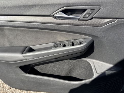 Used 2024 Volkswagen GTI S image 9