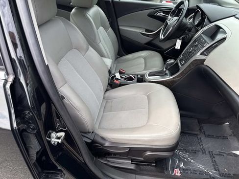 Used 2016 Buick Verano w/ Comfort Package FWD image 9