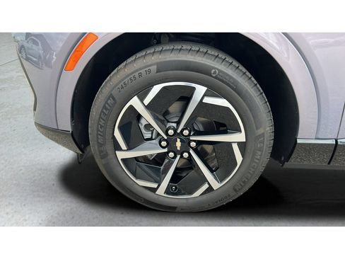 Certified 2025 Chevrolet Equinox EV LT w/ Convenience Package AWD/4WD image 34