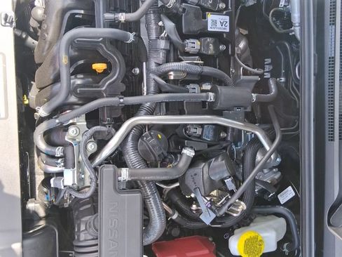 New 2026 Nissan Sentra SR w/ Floor Mat Package FWD image 32