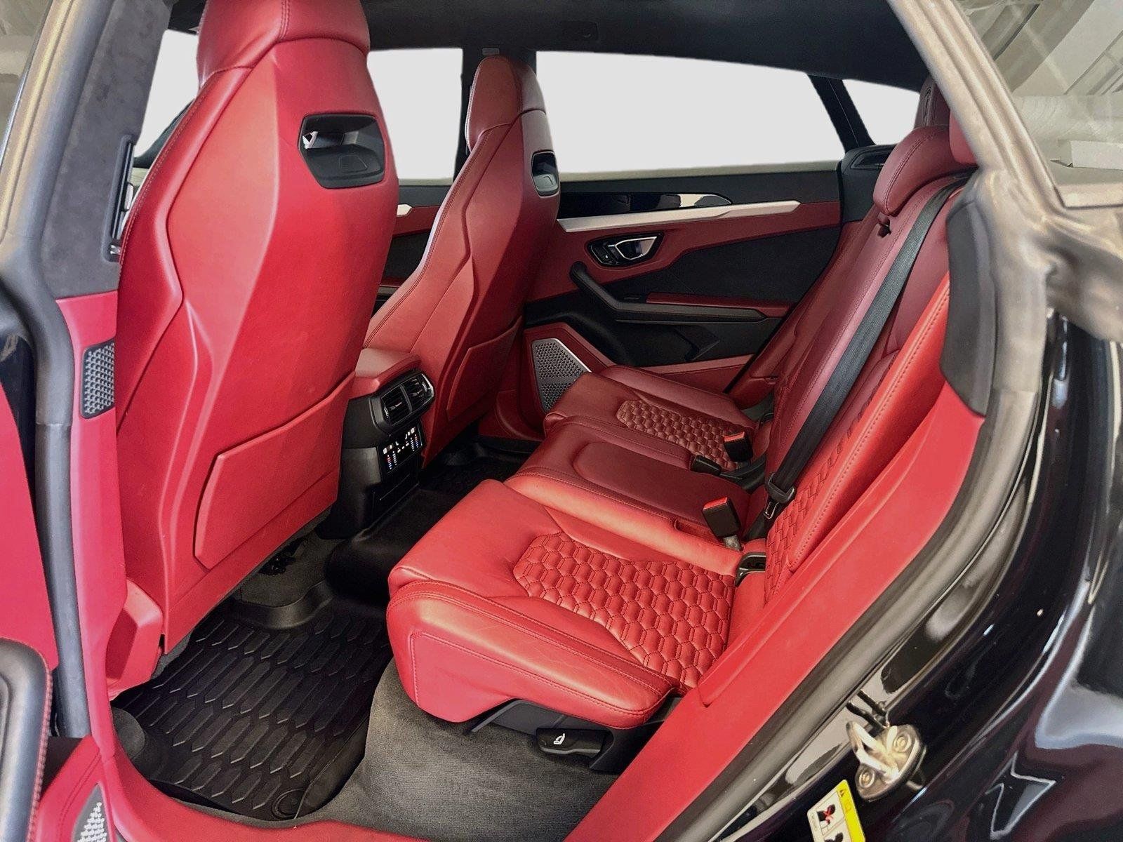 Used 2020 Lamborghini Urus AWD/4WD image 25