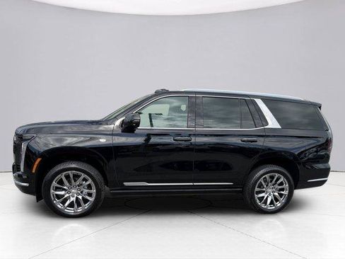 Used 2026 Cadillac Escalade Luxury w/ LPO, Radiant Package AWD/4WD image 2