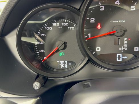 Certified 2025 Porsche 718 Boxster RWD image 26