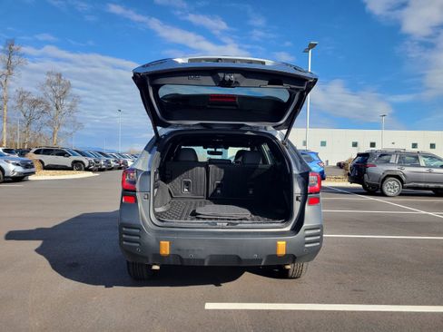 Certified 2022 Subaru Outback Wilderness image 11