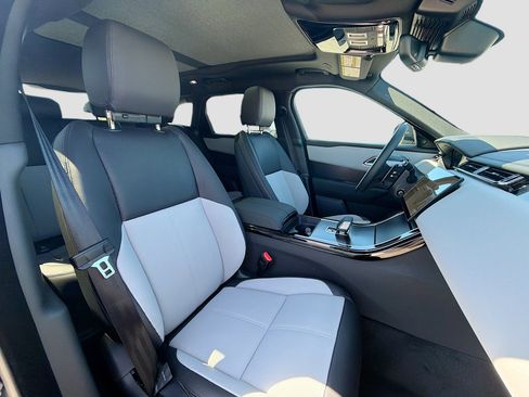New 2026 Land Rover Range Rover Velar Dynamic SE AWD/4WD image 15