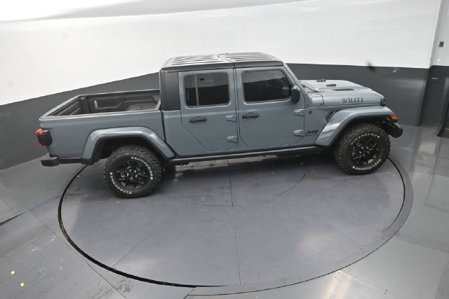 New 2026 Jeep Gladiator Sport AWD/4WD image 17