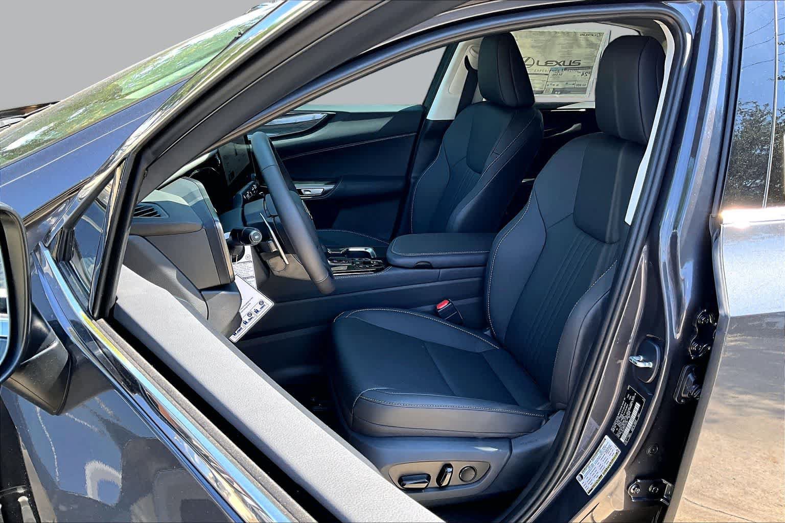 New 2026 Lexus NX 350 AWD w/ Accessory Package (2T) image 17
