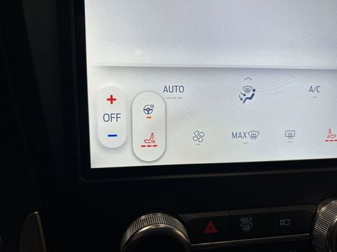 Certified 2024 Ford Edge SEL w/ Convenience Package image 22