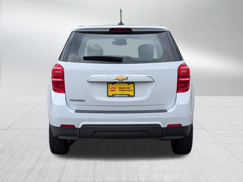 Used 2017 Chevrolet Equinox LS FWD image 6