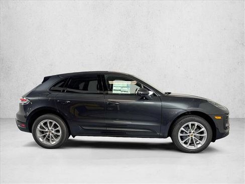 Certified 2026 Porsche Macan AWD/4WD image 8