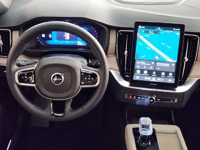 Certified 2026 Volvo XC90 B6 Plus w/ Protection Package Premier AWD/4WD image 27
