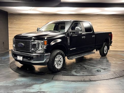 Used 2022 Ford F350 XL w/ STX Appearance Package AWD/4WD image 4