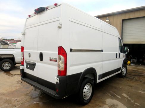 Used 2019 RAM ProMaster 2500 image 4