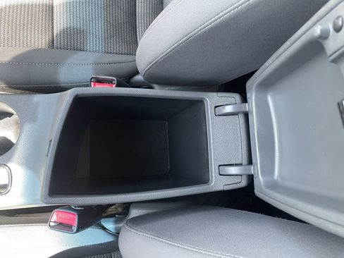 Used 2018 Kia Niro FE image 18