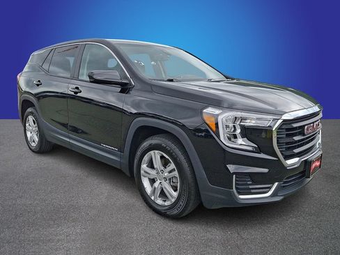 Used 2024 GMC Terrain SLE AWD/4WD image 3