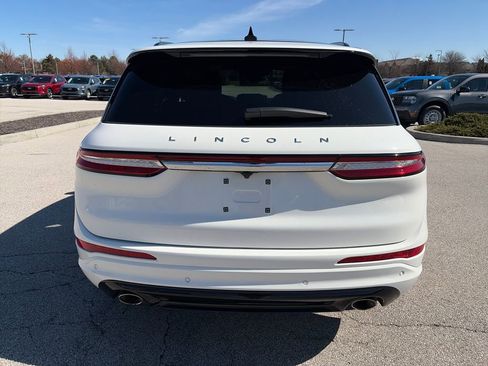 Used 2025 Lincoln Corsair Grand Touring AWD/4WD image 6