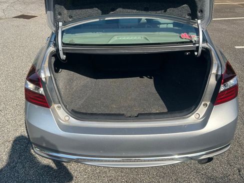 Used 2017 Honda Accord LX image 17