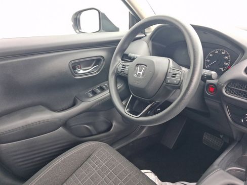 Used 2023 Honda HR-V LX image 22