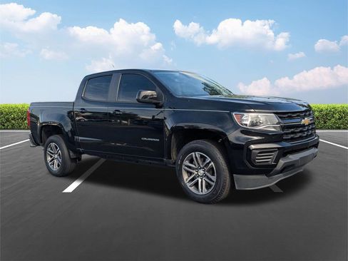 Used 2022 Chevrolet Colorado W/T w/ Custom Special Edition image 2