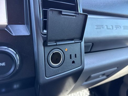 Certified 2019 Ford F550 4x4 SuperCab Super Duty w/ XLT Value Package image 27