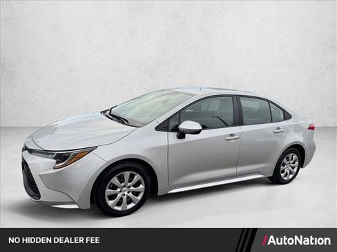 Used 2024 Toyota Corolla LE FWD image 1