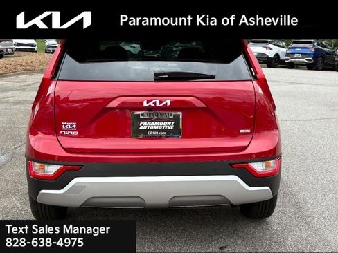 New 2025 Kia Niro EX image 5