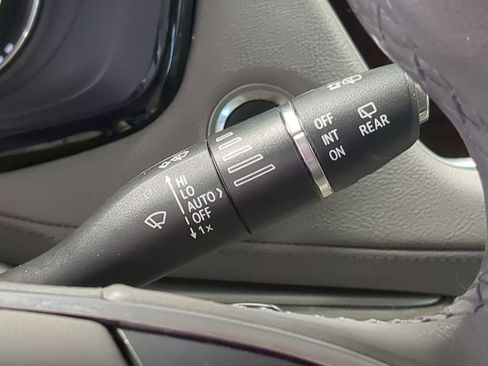 Used 2023 Cadillac XT5 Premium Luxury w/ LPO, Floor Liner Package AWD/4WD image 26