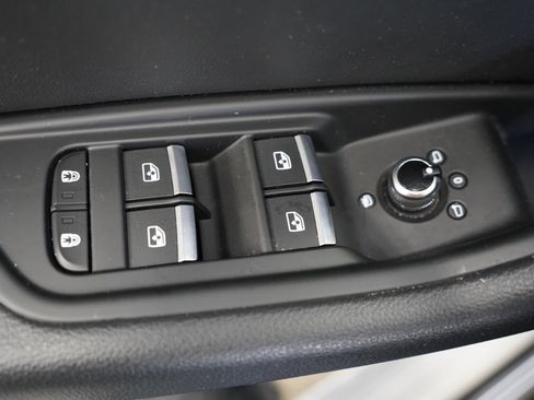 Used 2021 Audi A5 2.0T Premium image 29